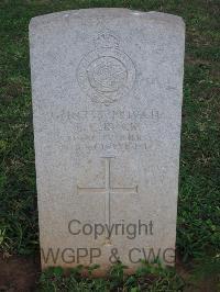 Dar Es Salaam War Cemetery - Rock, F C